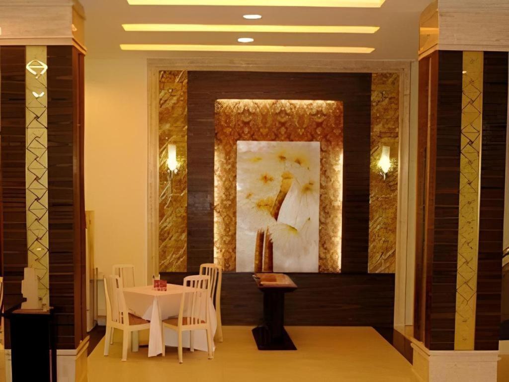 Casa Boutique Hotel Phnom Penh Exterior foto